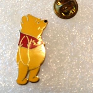 Disney Winnie the Pooh lapel pin brooch.